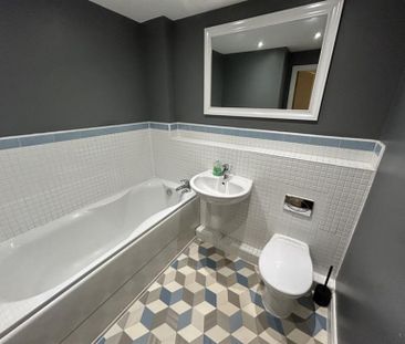 2 Bedroom Apartment To Let - Photo 4