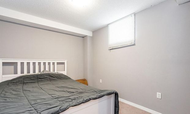 For Lease - 1373 Hunter Street, Innisfil, Ontario - Photo 1