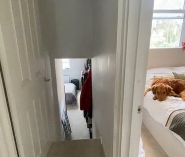 2 Bed Flat, Gap Road, SW19 - Photo 6