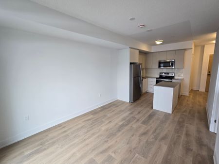 For Lease - 204 Burnhamthorpe Road Unit# 312, Mississauga, Ontario - Photo 2