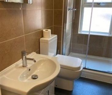 7 Bedroom Semi Detached To Let - Photo 5