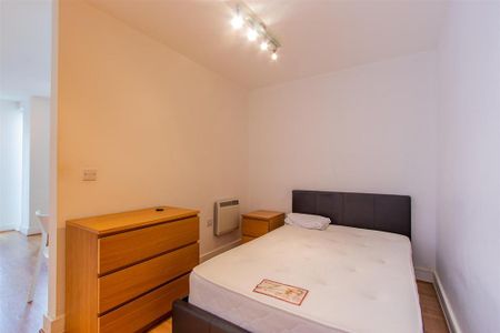 Studio to rent - Photo 3