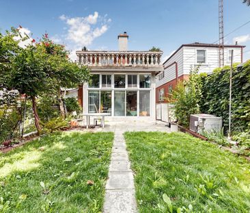 For Lease - 145 Gloucester Grove, Toronto, Ontario - Photo 5