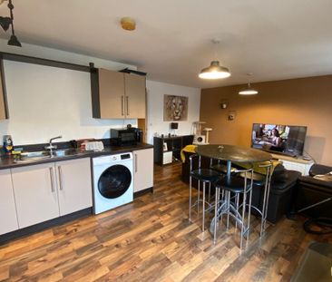 Station Square - Photo 2