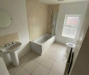 1 bedroom property to rent in Manchester - Photo 2