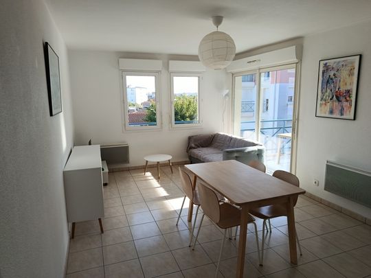 Location Appartement 2 pièces 44m² - Photo 1