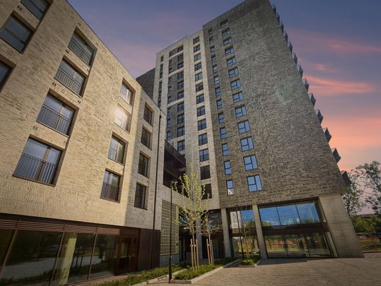 Burnt Mill, Harlow - Photo 1
