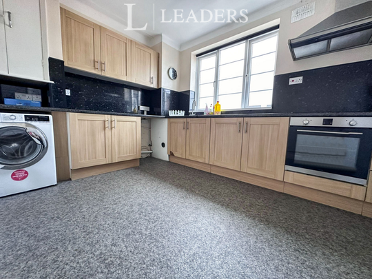 2 bedroom house to rent - Photo 1