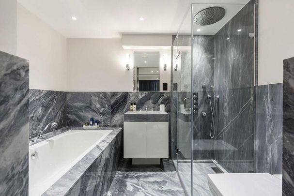 3 bedroom flat to rent - Photo 1