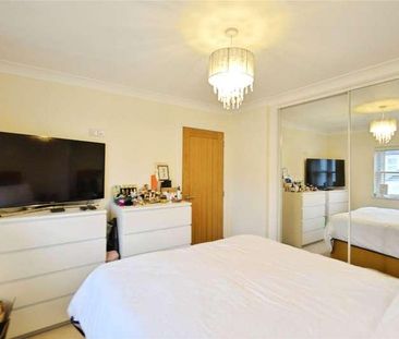 Mabel Street, Woking, Surrey, GU21 - Photo 3