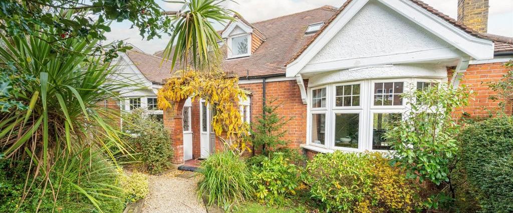 5 bedroom house to rent - Photo 1