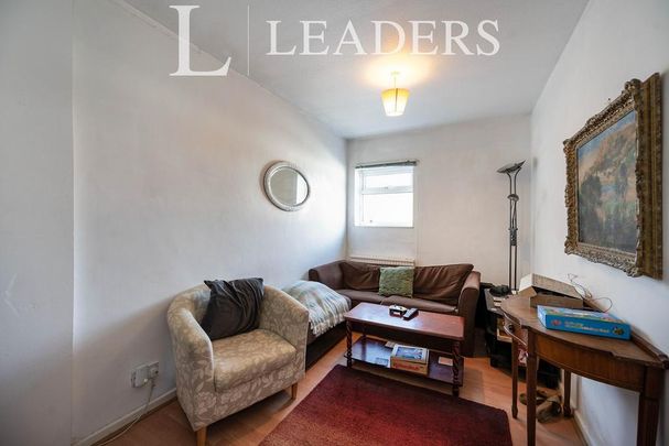 4 bedroom house to rent - Photo 1