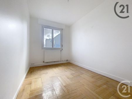 Location Appartement 5 pièces 126m² TROYES 10000 - Photo 5