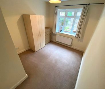 St. James Court, 4 Moorland Road, Didsbury, Manchester, M20 6AZ - Photo 3
