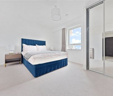 This contemporary apartment is located within Wallbrook Gardens, a ... - Photo 3