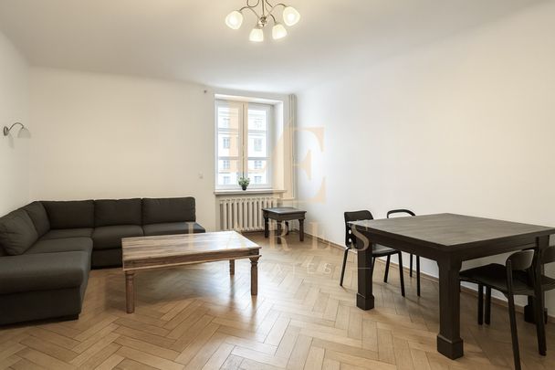 Kamienica | Blisko metro | Osobna kuchnia - Фото 1