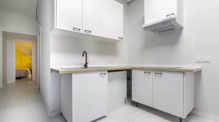 Calle de Santa Cruz de Marcenado, Madrid, Community of Madrid 28015 - Foto 2