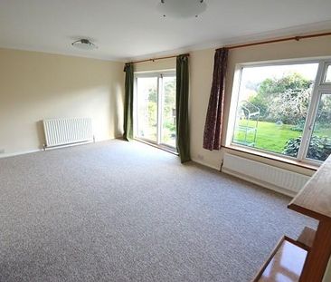 3 bedroom detached house to rent - Photo 2