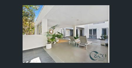 Luxury Ground Floor Apartment in Prime Location - Photo 3