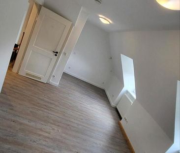 40 m2, 1 Zimmer, große Küche, Bad, Flur, Abstellraum - Foto 6