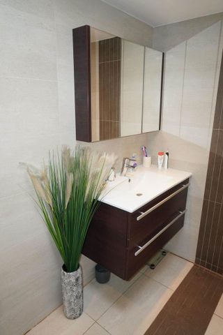 House share to rent - Photo 3