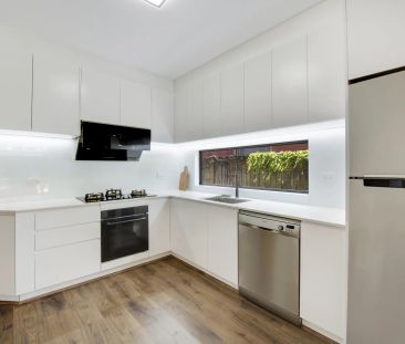 55 Burlington Street, Crows Nest. - Photo 1