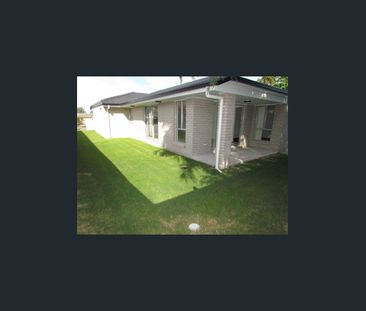 5 Parrey Court, Rothwell, Qld 4022 - Photo 2