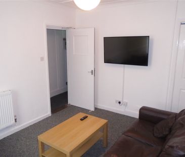 5 bedroom house to rent - Photo 2