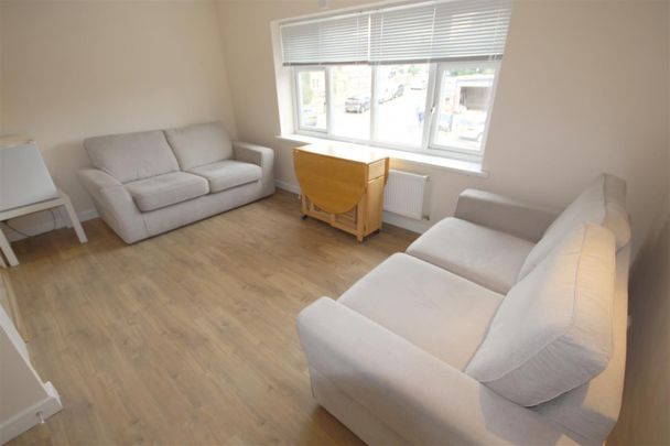 1 Bedroom Flat/Apartment To Let - Photo 1