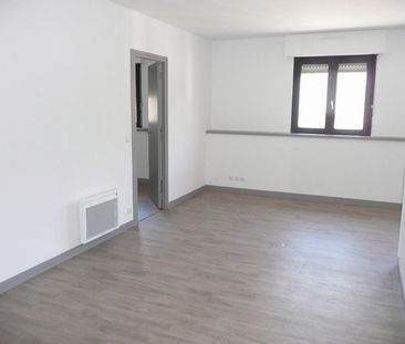 A louer à Châteauroux appartement type 2 - Photo 2