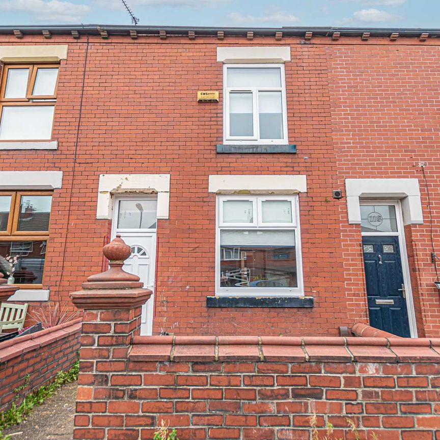 🏠 Great location professional house share 🏠 Room 5 - Photo 1