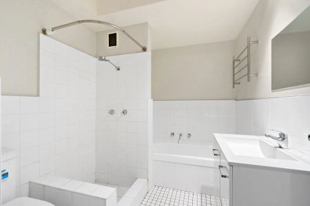 Comfortable apartment in a dream location - Photo 5