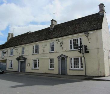 High Street, Lechlade, GL7 - Photo 2