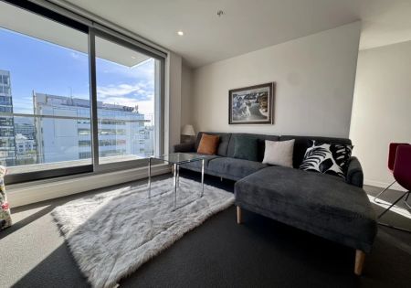 Superb central Wellington two bedroom apartment - Photo 2