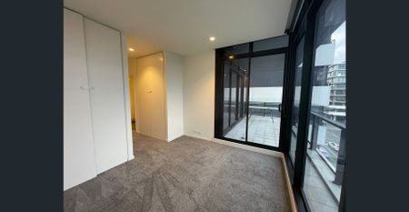 Low maintenance living on level 4 of the Jade building - Photo 3