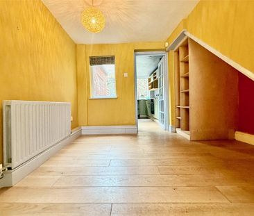 2 bedroom terraced house to rent - Photo 2