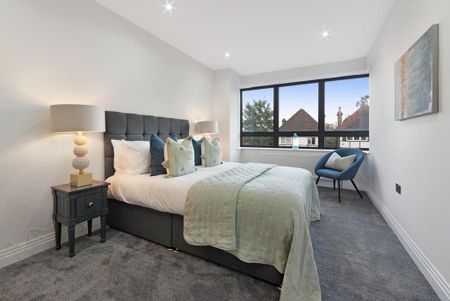 5 bedroom semi-detached house to rent - Photo 2