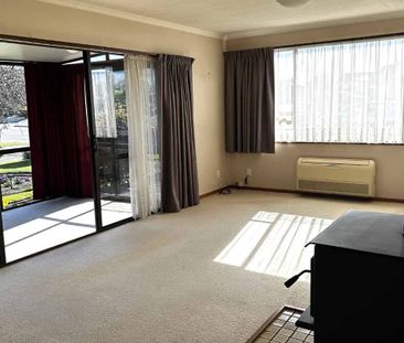 A Great Family Home - Photo 2
