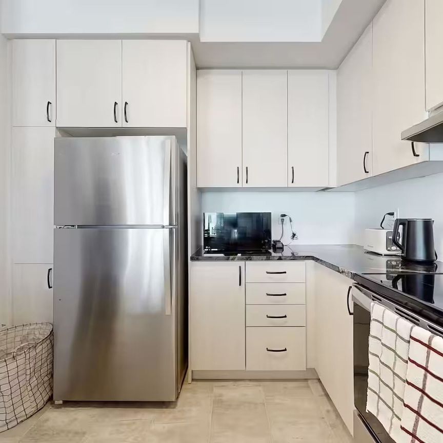 For Lease - 5110 Vetere Street, Mississauga, Ontario - Photo 1