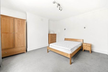 3 bedroom maisonette to rent - Photo 3