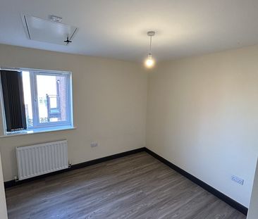 1 Bed Flat, Burgess Road, LE2 - Photo 4