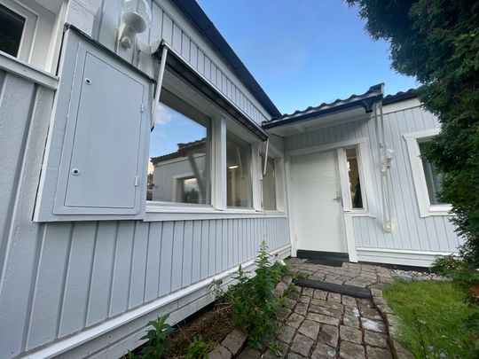 Marsgatan, Märsta - Foto 1