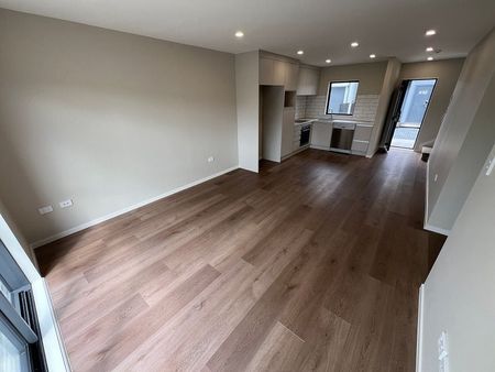 BRAND NEW 4 Beddy / 2.5 Bathroom - Photo 3