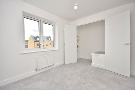 2 bedroom flat to rent, - Photo 3