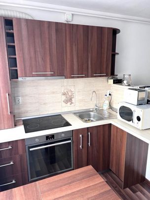 Apartament 2 camere, 40 mp, parcare, Vivo - Photo 1