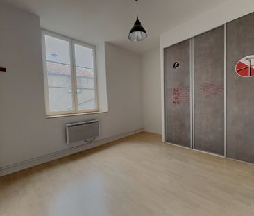Location Appartement 3 pièces 60m² RIOM 63200 - Photo 4