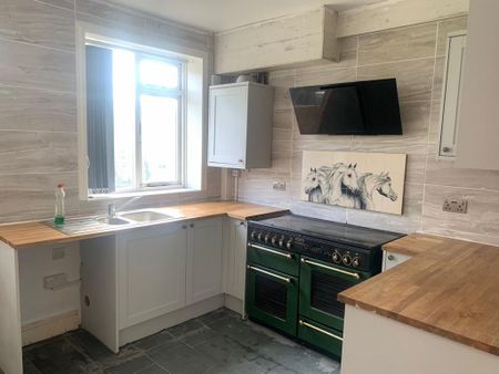 3 bedroom house to rent - Photo 3