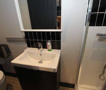 1 Bedroom Apartment, Chester - Photo 4