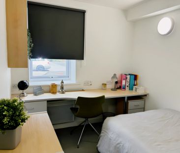 Ground Floor Deluxe En-Suite - Photo 5