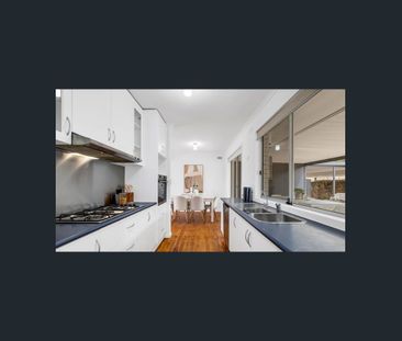 Large Renovated Family home awaits!! - Photo 5